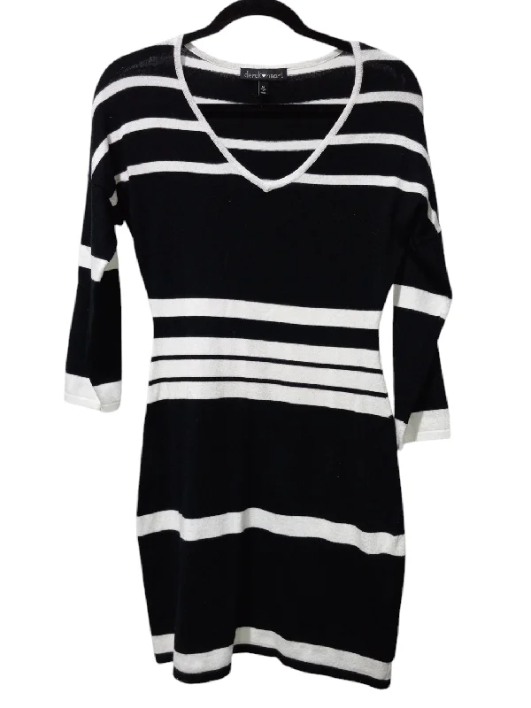 Dress Sweater By Derek Heart In Black & White, Size: M