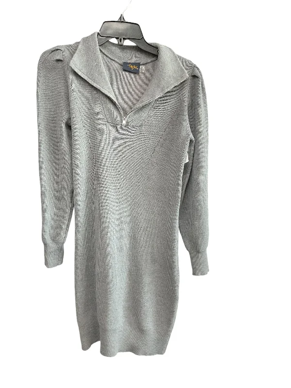 Dress Sweater By Just Taylor In Grey, Size: S